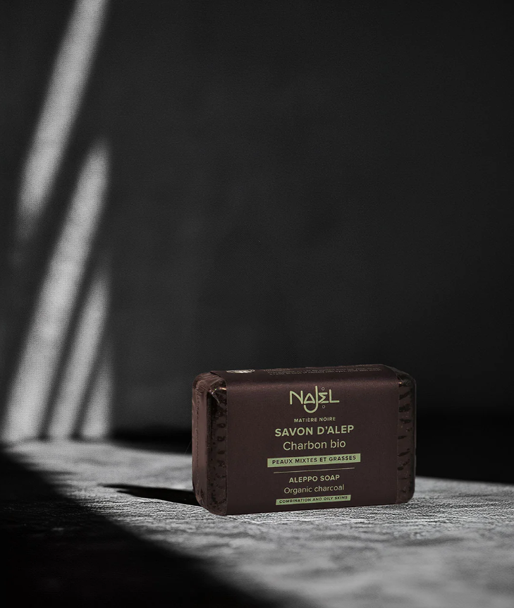 Jabón de Alepo con Carbón Vegetal Ecológico - Alecobio